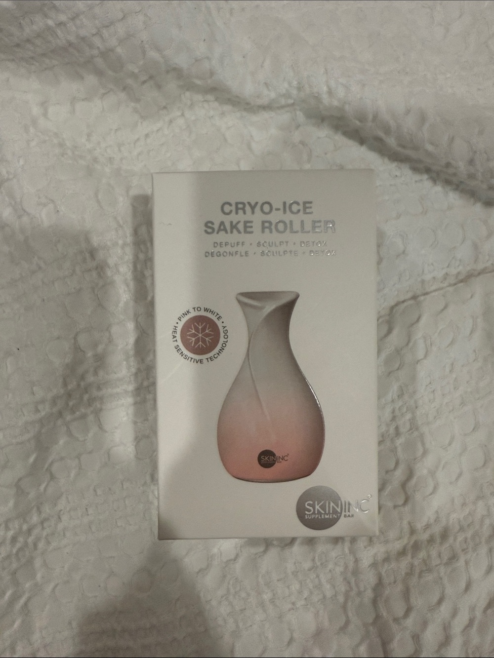 Skin Inc Cryo-Ice Sake Roller - Pink
